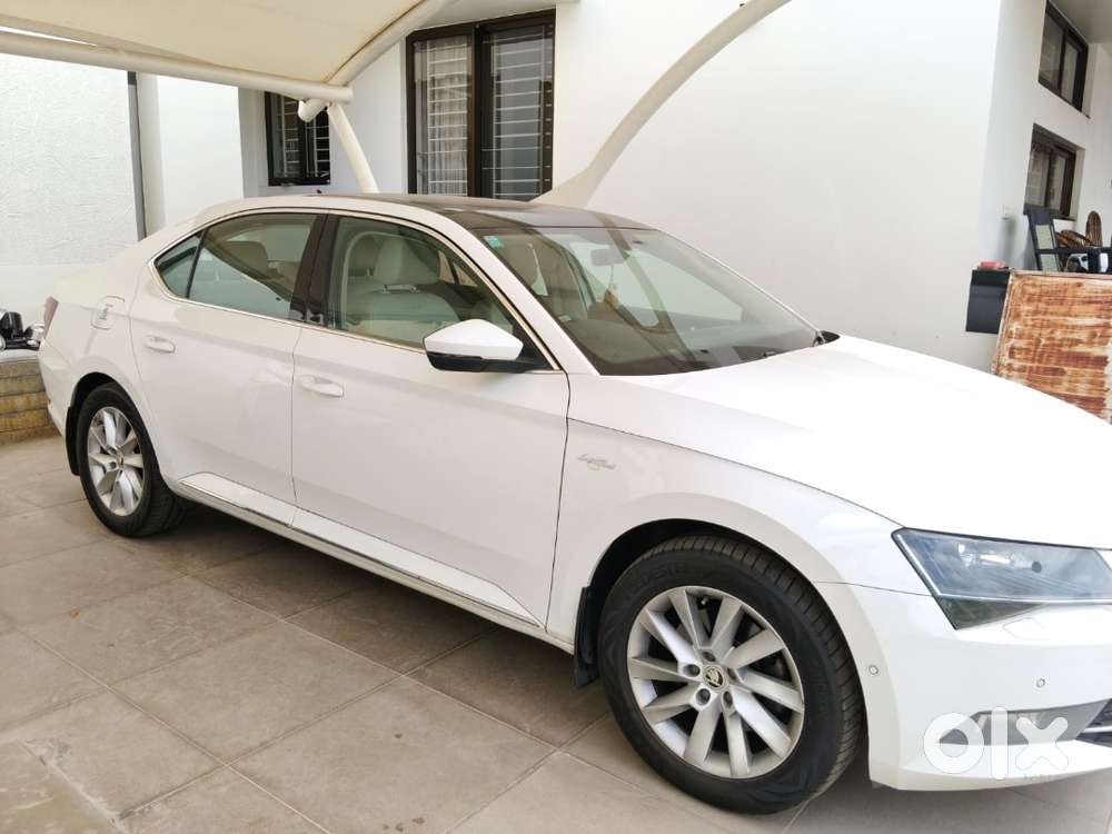 Skoda Superb 2.0 Tdi (diesel) L&k