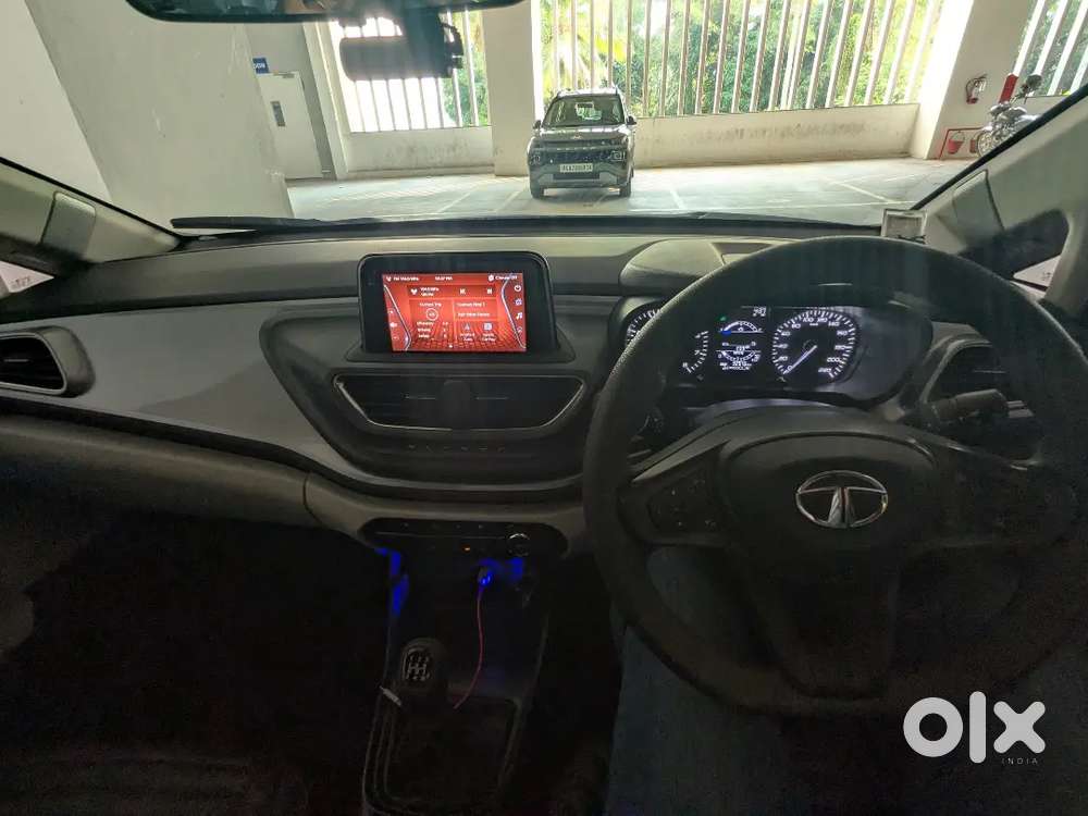 Tata Altroz Petrol Manual 3 Years 4 Months Old