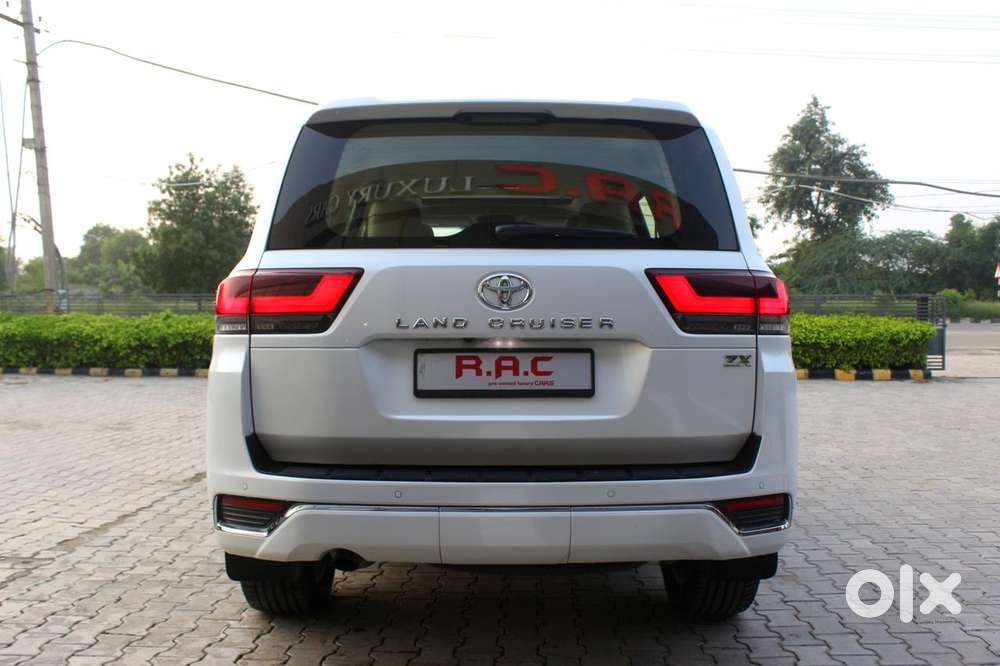 Toyota Land Cruiser 3.3 Zx Diesel, 2022, Diesel