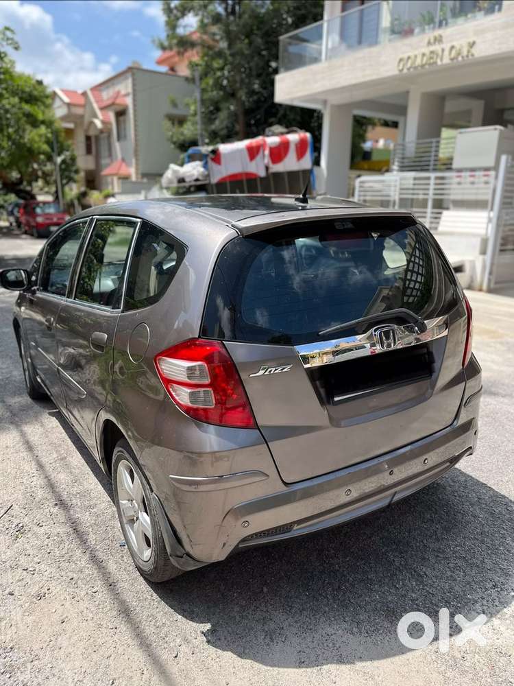 Car For Sale Honda Jazz 2011   Very Nice Condition. Very Well Driven
