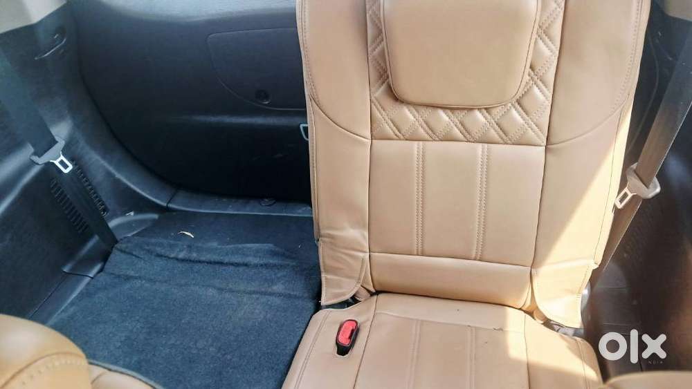 Mahindra Xuv500 W11, 2018