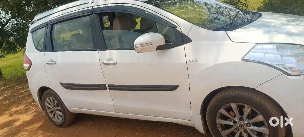 Maruti Suzuki Ertiga 2013 Diesel Well Maintained 2014 Registration
