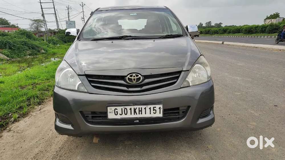 Toyota Innova 2.5 2011
