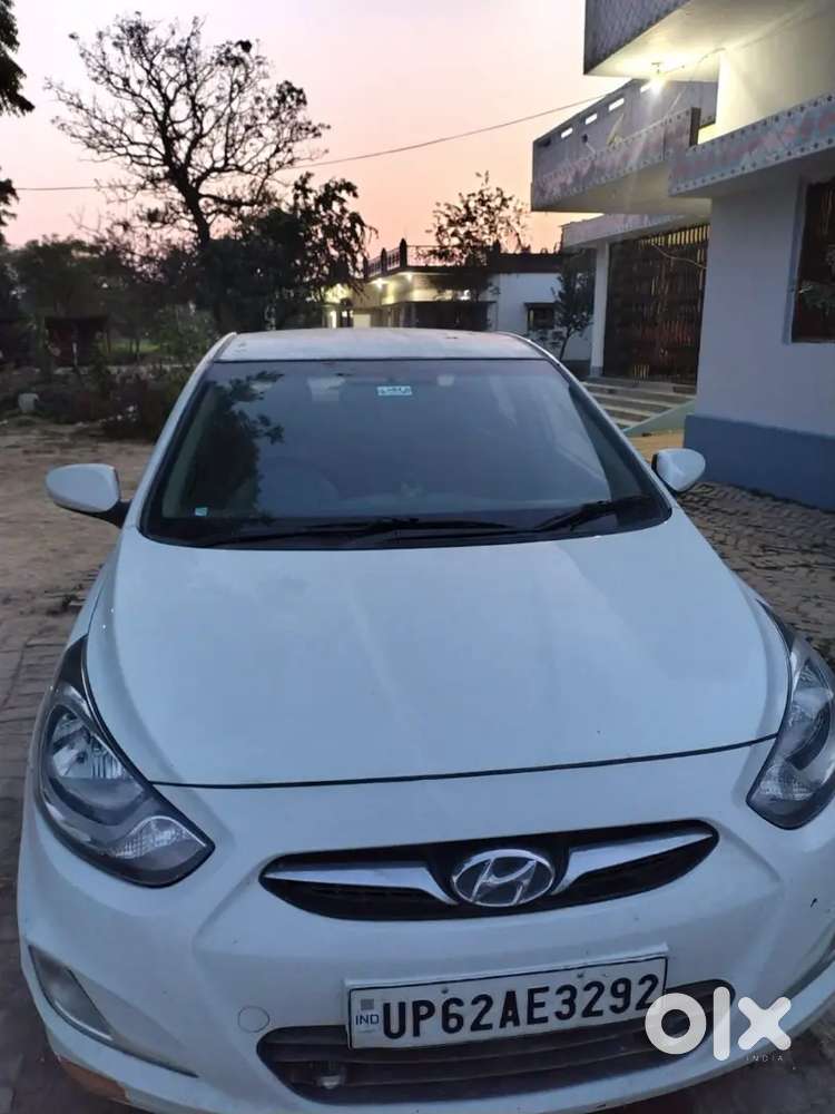 Tyre, Battery,ac Are Brand New And All Features Are Working