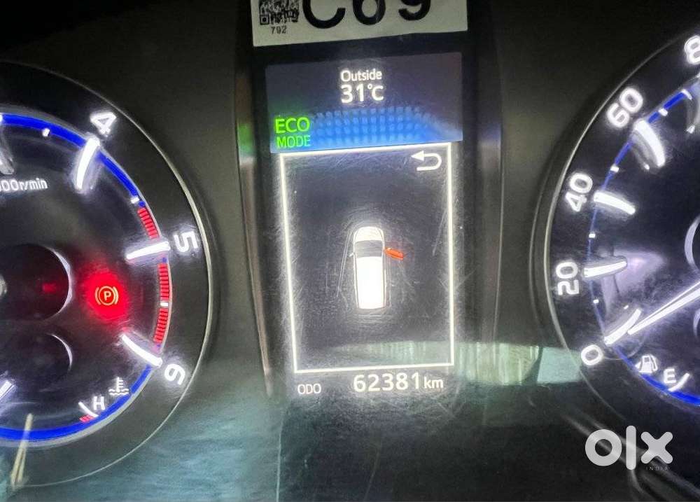 Toyota Innova Crysta