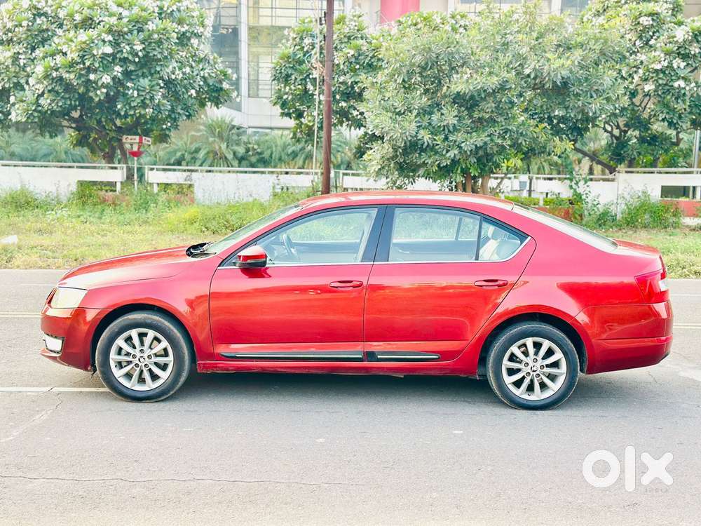Skoda Octavia 2.0 Elegance Tdi Cr At, 2015, Diesel