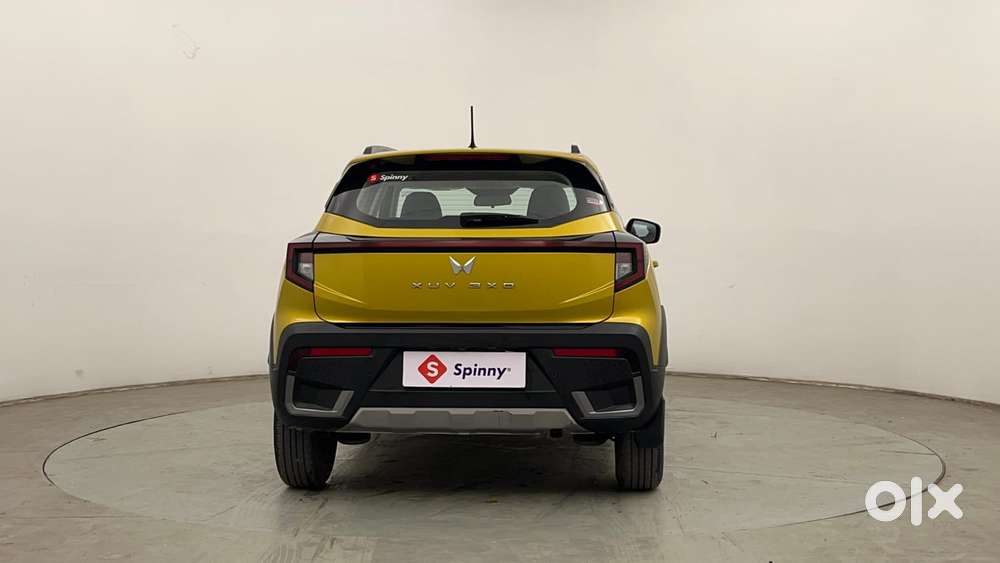 Mahindra Xuv 3xo Ax5l 1.2 Petrol At, 2024, Petrol