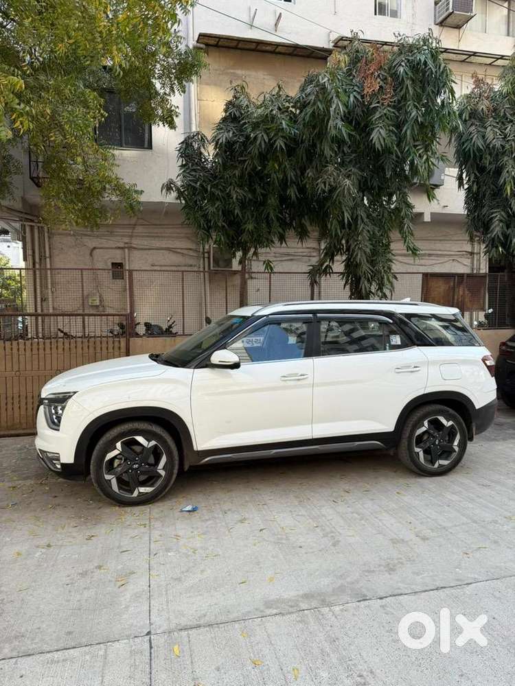 Hyundai Alcazar 2023 Petrol Good Condition