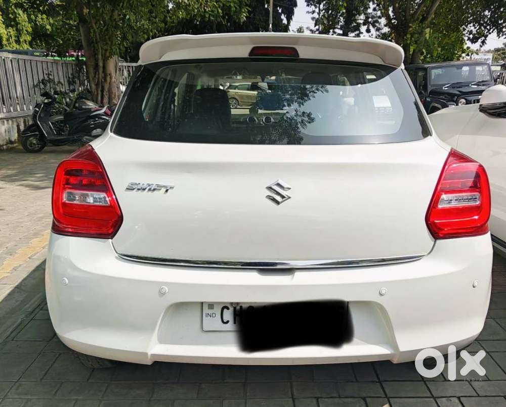 Maruti Suzuki Swift Vxi Ags, 2018, Petrol