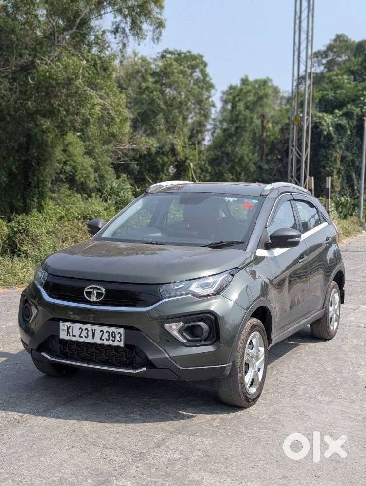 Tata Nexon 1.2 Revotron Xma Amt (s), 2022, Petrol