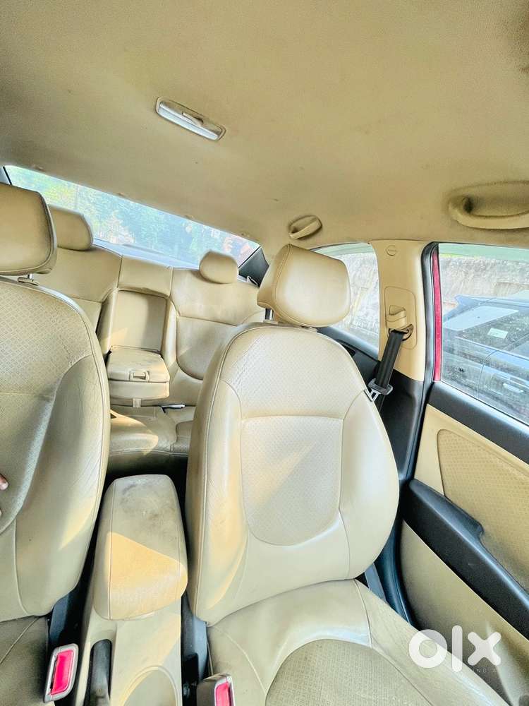 Hyundai Fluidic Verna 2014