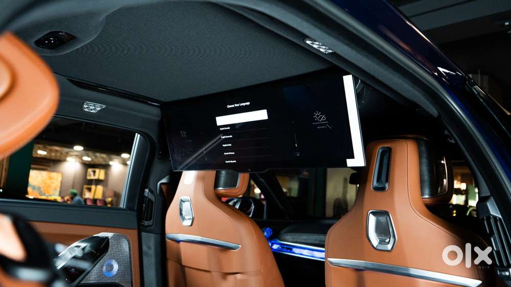 Bmw I7 Xdrive60, 2023, Electric