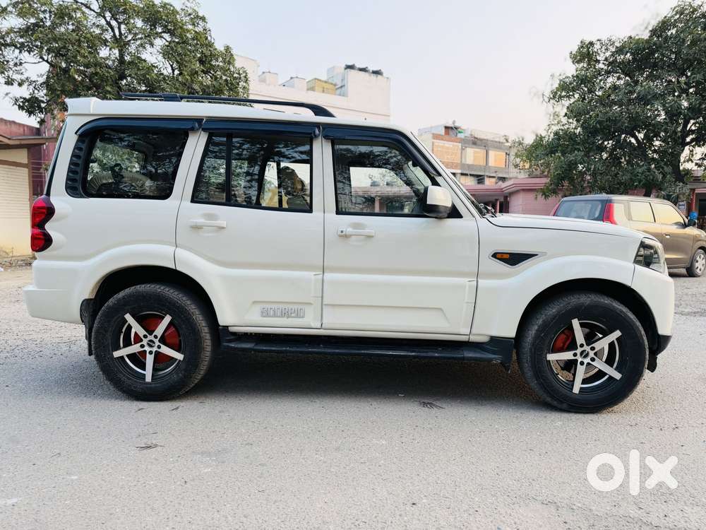 Mahindra Scorpio