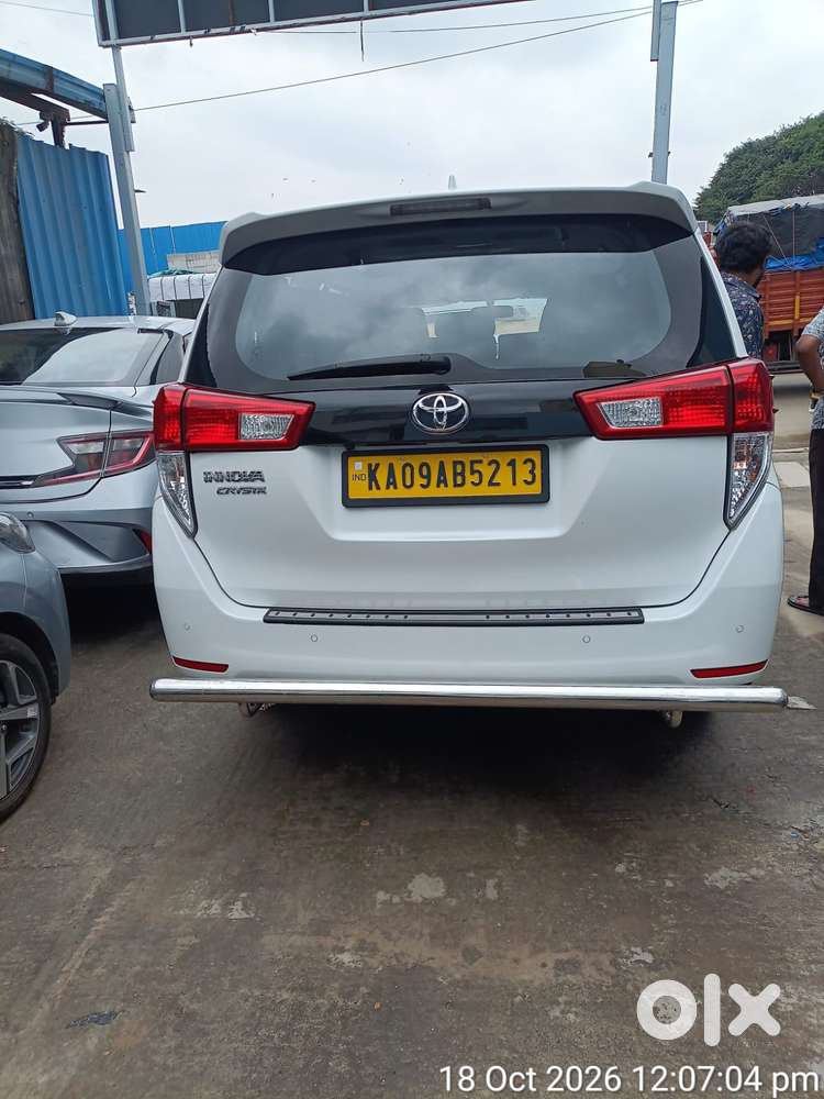 Toyota Innova Crysta 2.4 Gx Limited Edition At 8 Str, 2025, Diesel