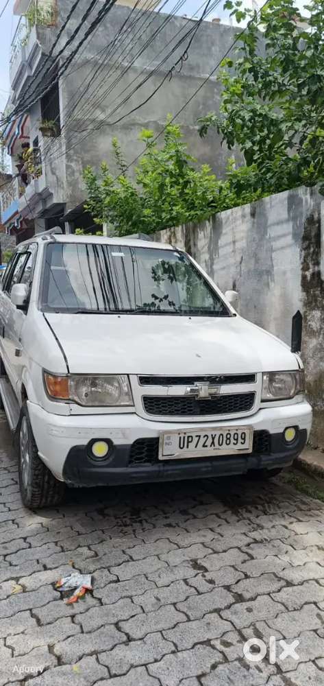 Chevrolet Tavera 2012