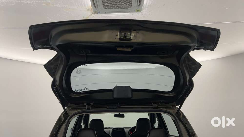 Renault Kwid 2019-ongoing 1.0 Rxt (o), 2018, Petrol