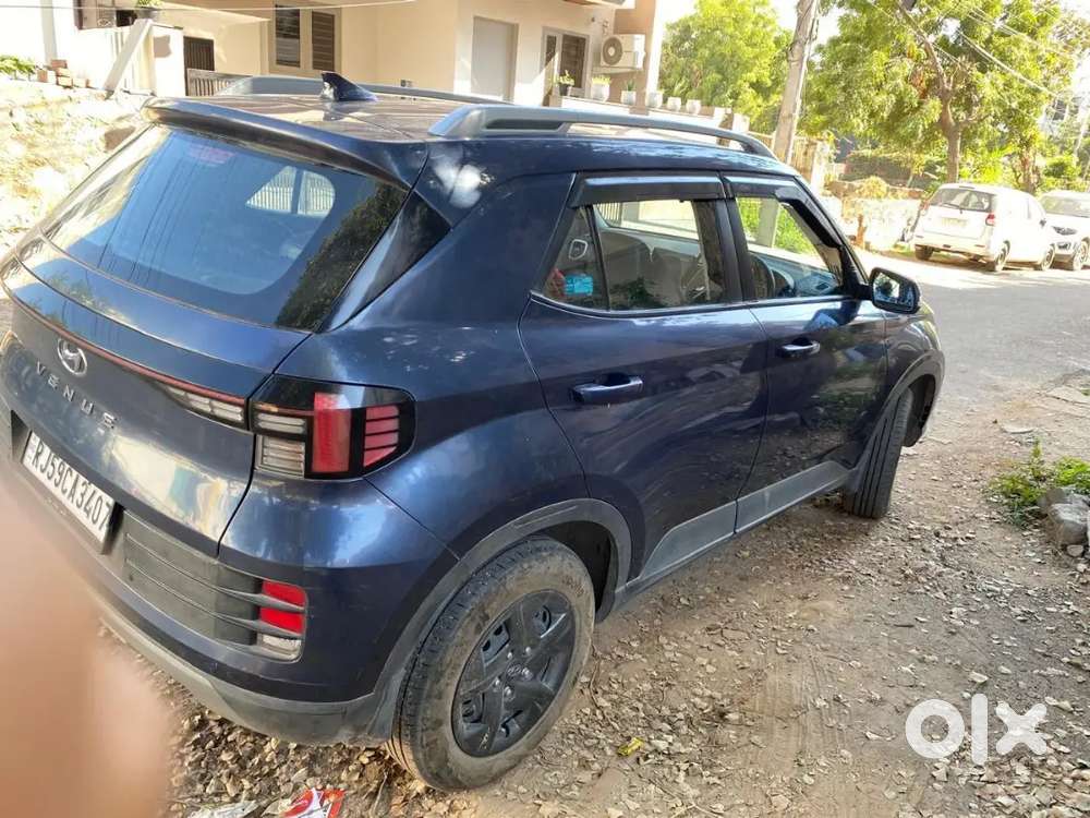 Hyundai Venue Petrol Sx 1.2 2024