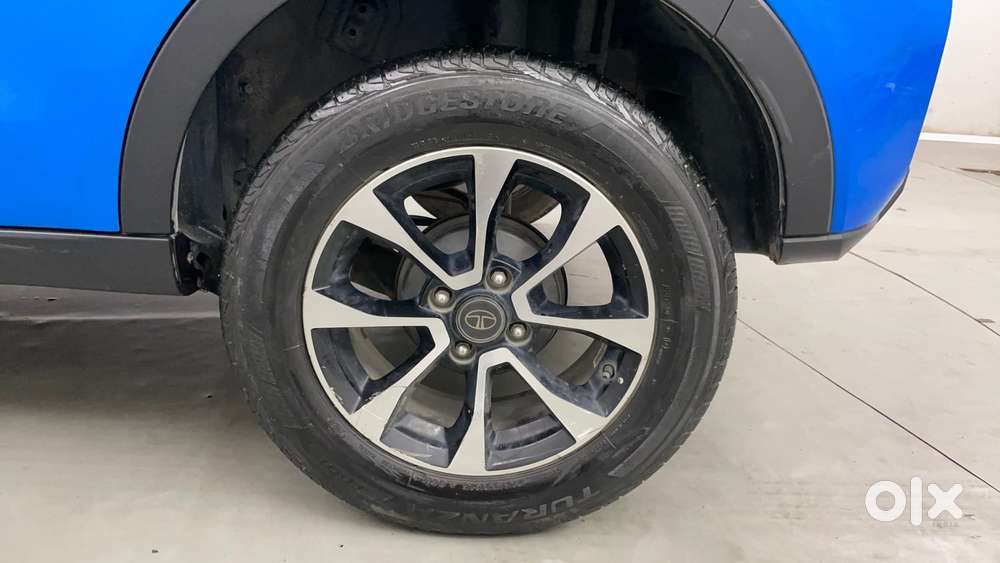 Tata Nexon 1.2 Revotron Xza Plus (o) Dual Tone, 2020, Petrol