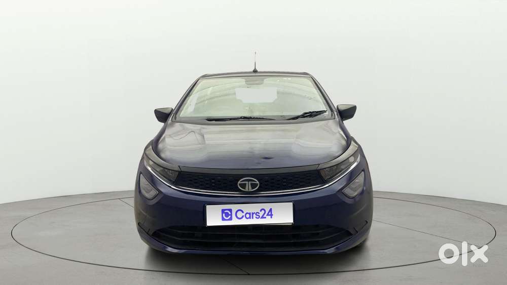Tata Altroz 1.2 Xta Petrol Dct, 2022, Petrol