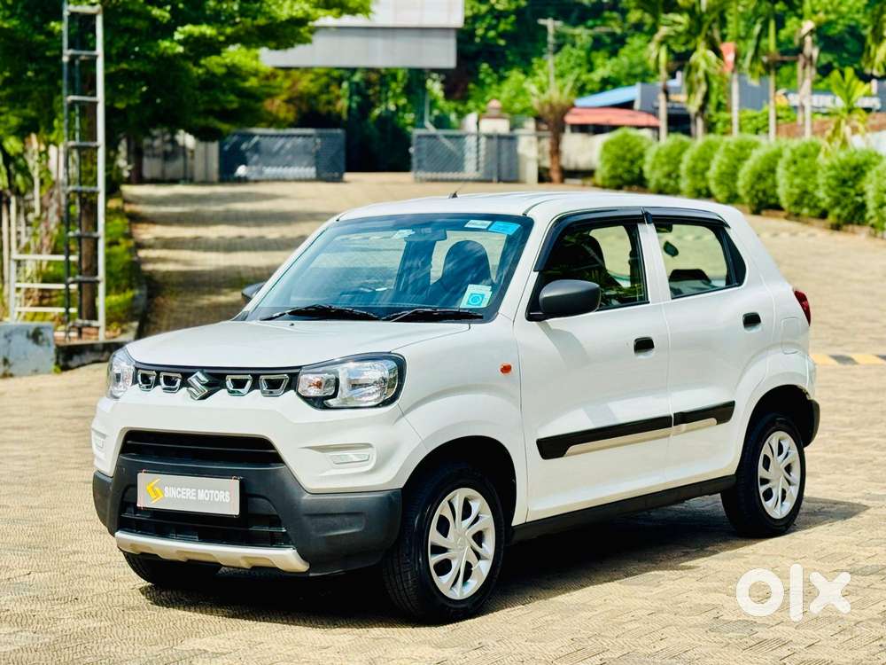 Maruti Suzuki S-presso Vxi, 2023, Petrol
