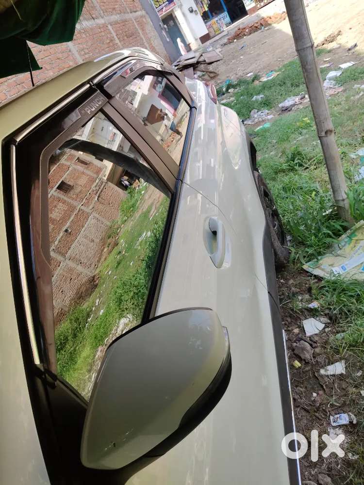 Tata Punch 2025 Petrol 8800 Km Driven