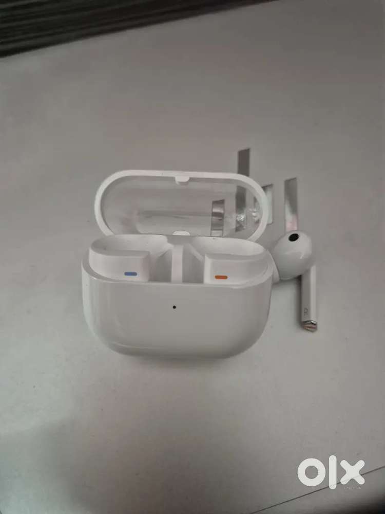 charging case galaxy bud left not connecting