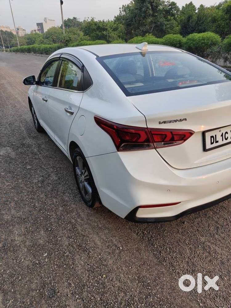 Hyundai Verna 1.6 Sx (o) Crdi Anniversary Edition, 2018, Diesel