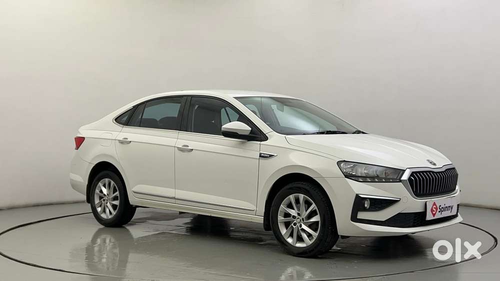 Skoda Slavia Ambition 1.0l Tsi Mt, 2023, Petrol