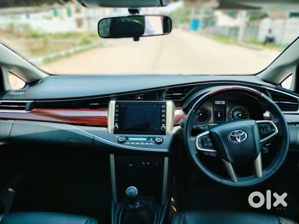 Toyota Innova Crysta 2.4 Zx Mt, 2024, Diesel