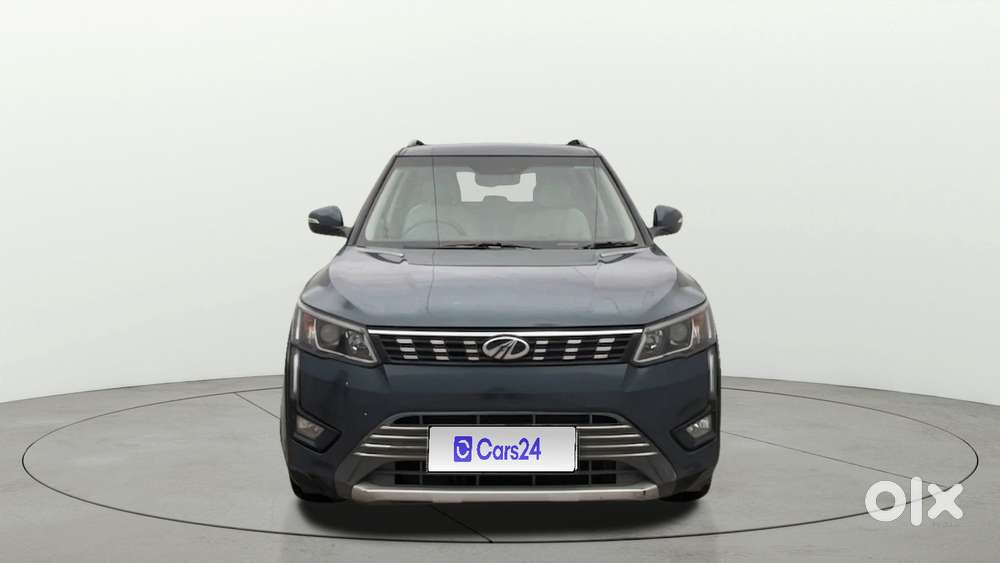 Mahindra Xuv300 1.2 W8 (o) Amt Petrol, 2021, Petrol