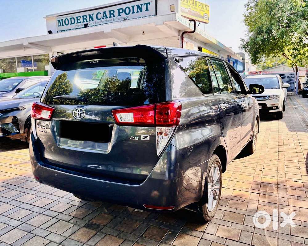 Toyota Innova Crysta 2.8 Zx At, 2016, Diesel