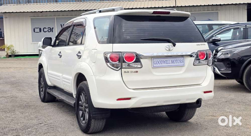 Toyota Fortuner 2011-2016 4x2 Manual, 2015, Diesel