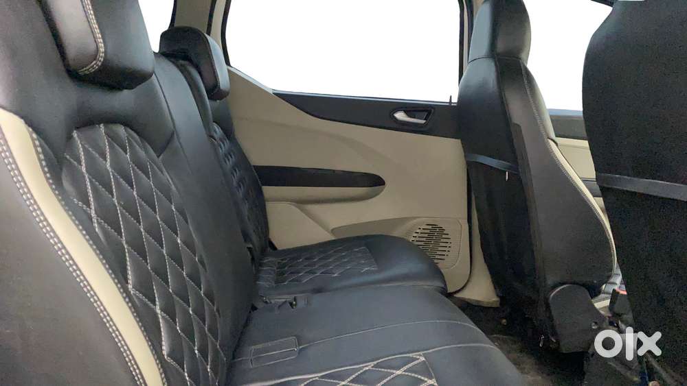 Renault Triber Rxz Easy-r Amt, 2021, Petrol