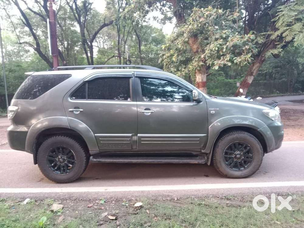 Toyota Fortuner 3.0 4x2 Mt, 2010, Diesel