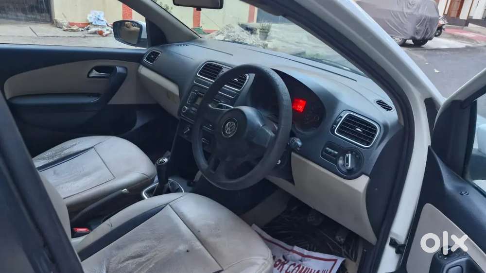 Volkswagen Polo Highline 2012 Petrol Manual