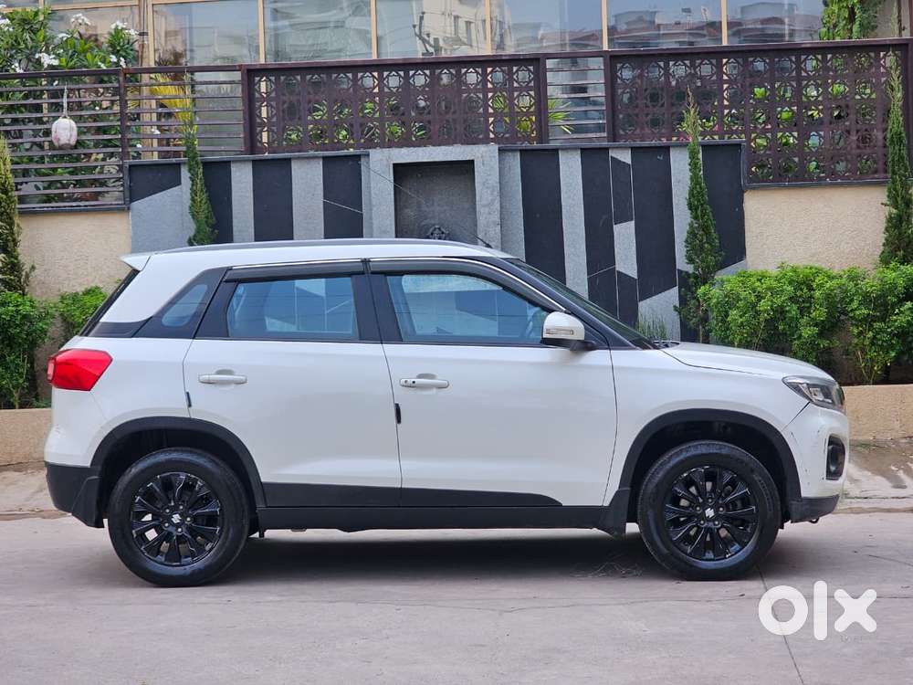 Maruti Suzuki Brezza 1.5 Zxi Smart Hybrid, 2021, Petrol