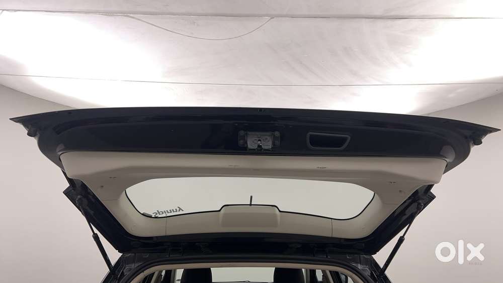 Mahindra Xuv300 W6, 2022, Petrol