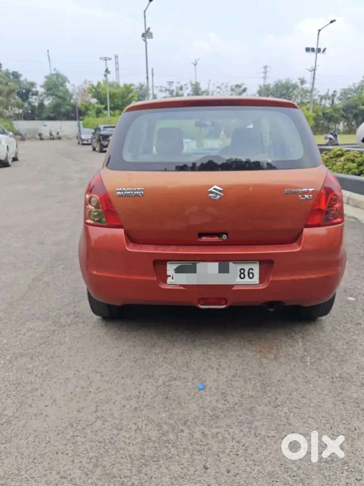 Maruti Suzuki Swift 2011 Petrol Well Maintained