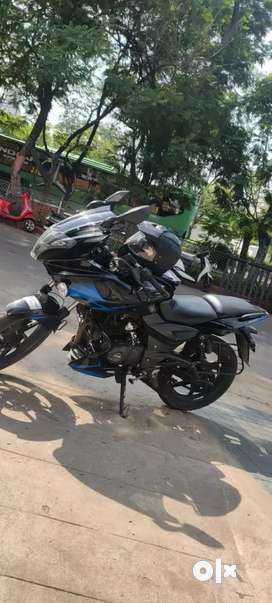 Pulsar 220 best sale second hand olx