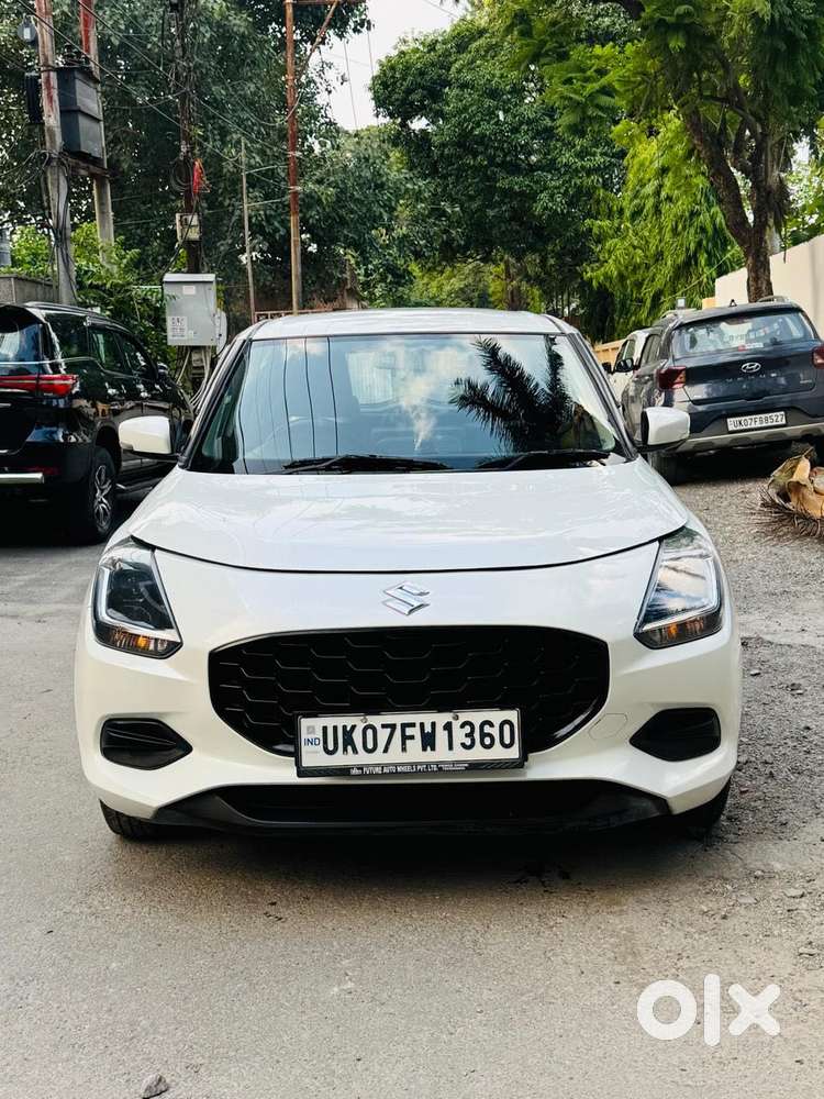 Maruti Suzuki Swift Vxi + Manual, 2024, Petrol
