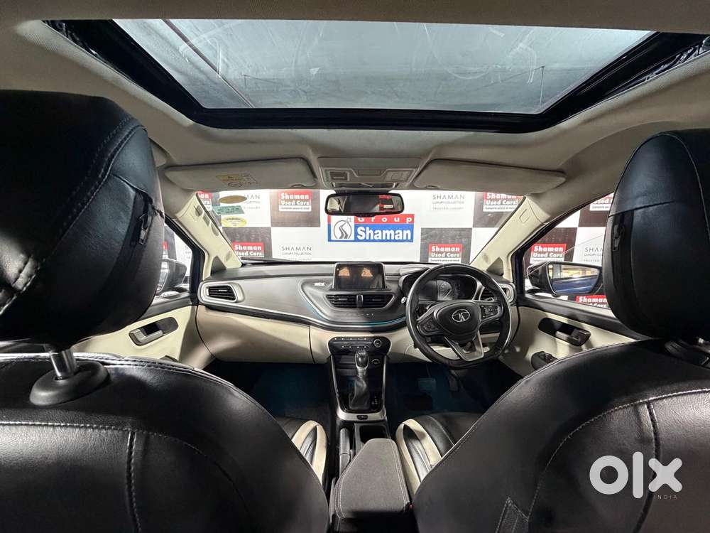 Tata Altroz Xz Plus (s), 2023, Petrol