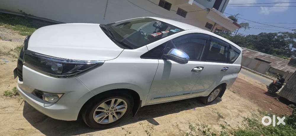 Toyota Innova Crysta 2.4 G Mt 8s, 2020, Diesel