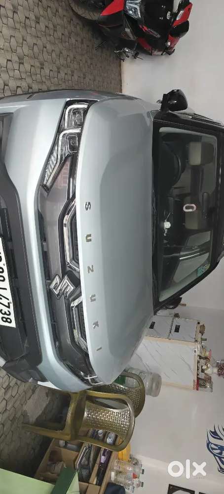 Maruti Suzuki Brezza 2023 Hybrid Dual Tone