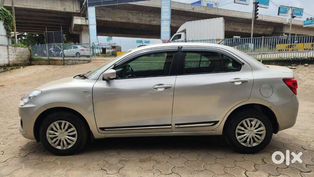Maruti Suzuki Dzire Vdi Amt, 2017, Diesel