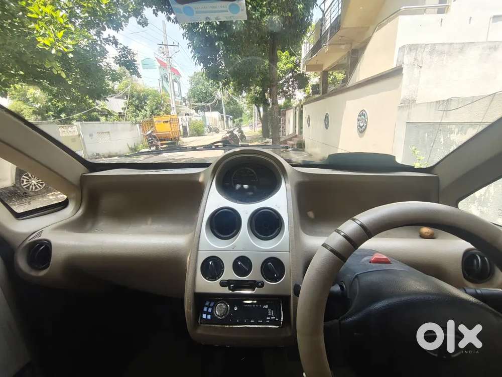 Tata Nano Lx 2011