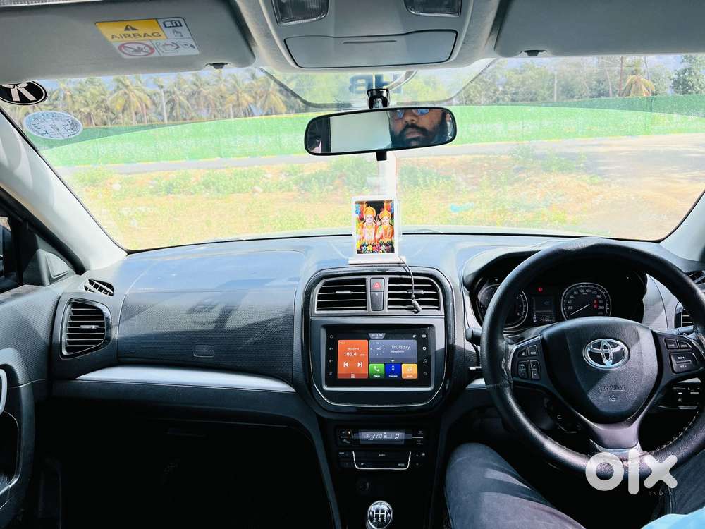 Maruti Suzuki Brezza 1.5 Zxi Smart Hybrid, 2021, Petrol