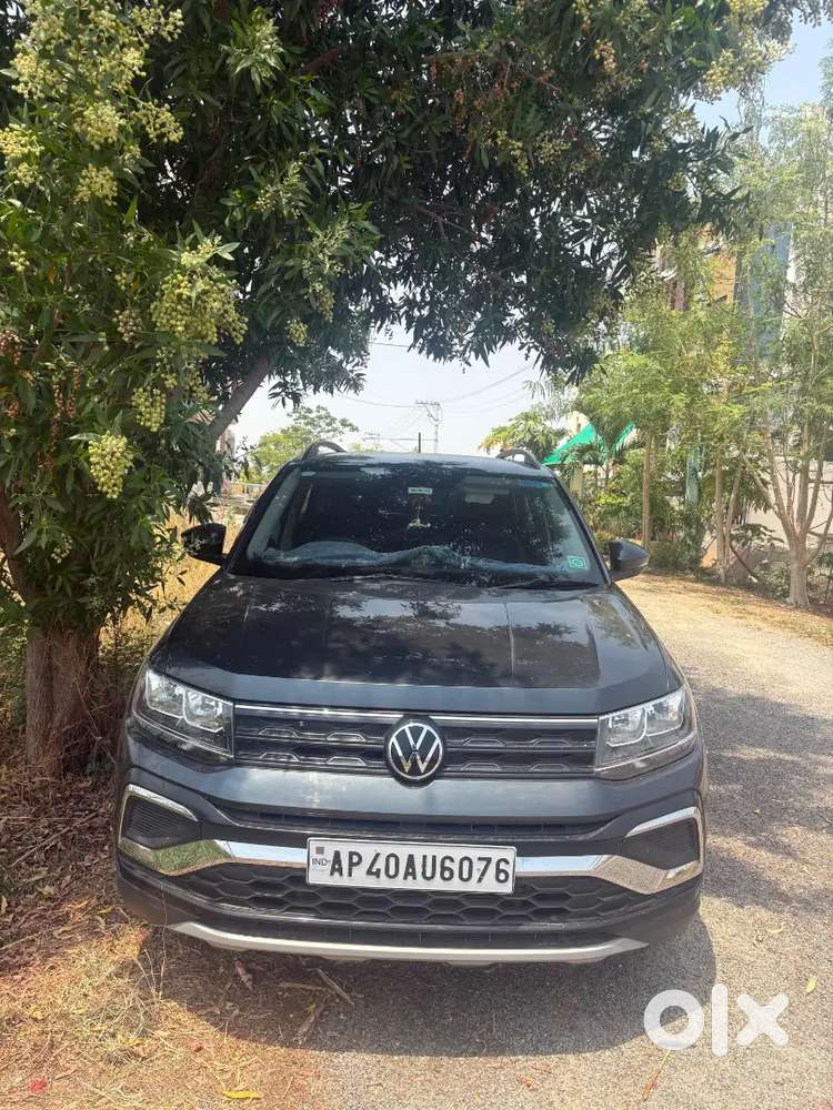Volkswagen Taigun Petrol 24000 Km Driven