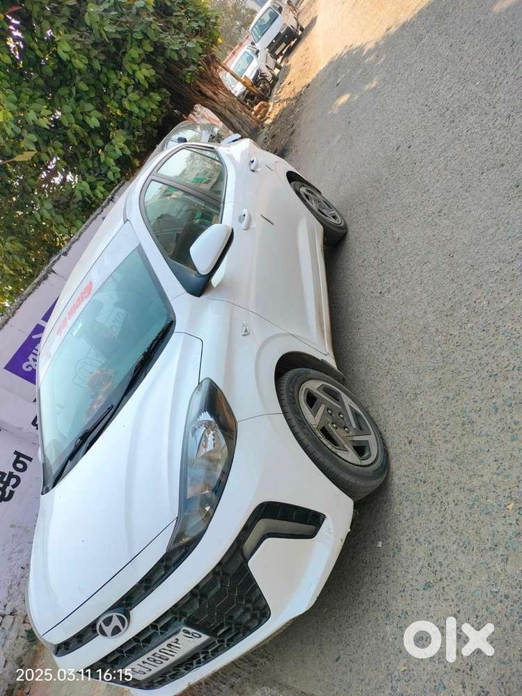 Hyundai Aura 2024 Cng 14000 Km Driven