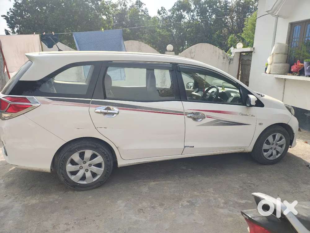 Honda Mobilio 2015 Petrol Well Maintained