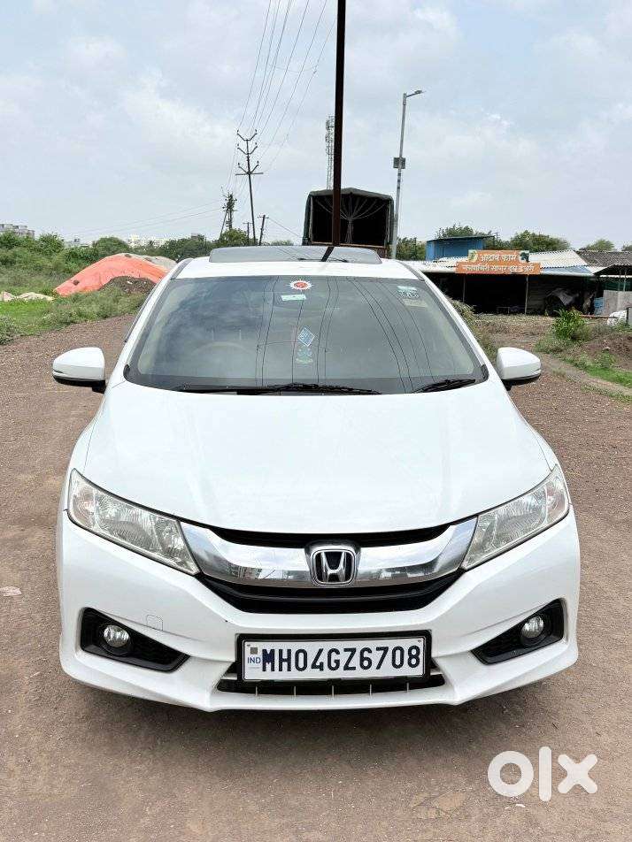 Honda City V Mt Sunroof, 2015, Diesel